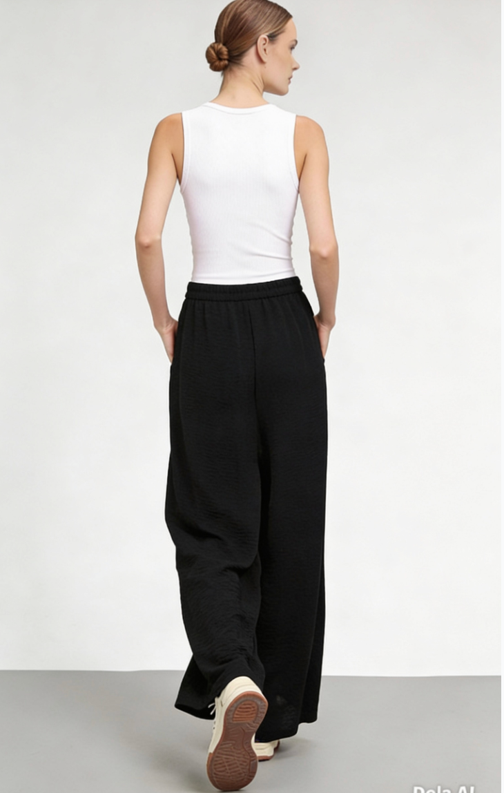 Relaxed Wide-Leg fluffy Trousers
