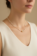 White Seed Bead Stone Necklace - Model